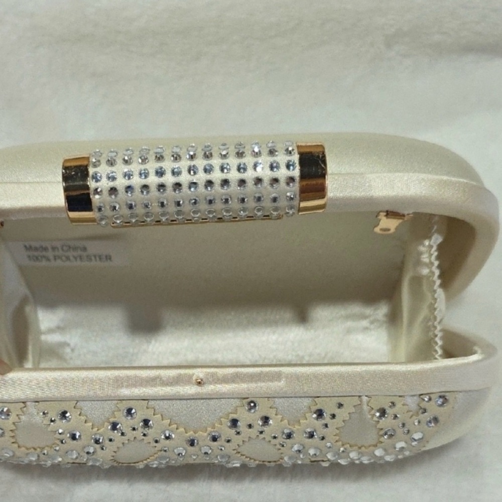 Badgley Mischka NWT Satin Rhinestone Clutch: Black & Ivory Available - Picture 4 of 9